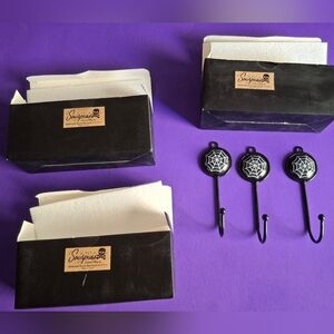 Sourpuss Spider Web Wall Hooks